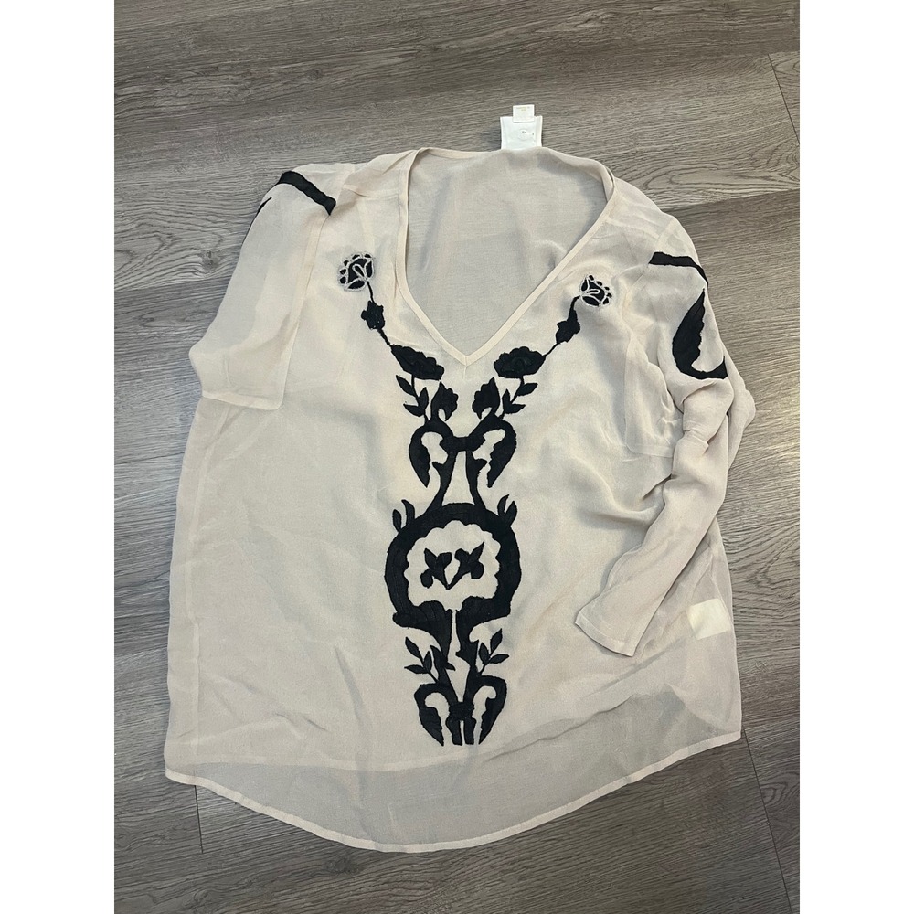 Anthropologie Maeve Cream Black Floral Embroidered V-Neck Blouse 3/4 Sleeve M